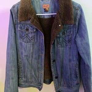 Vintage Wrangler Sherpa-Lined Denim Jacket in Blue with Brown Sherpa